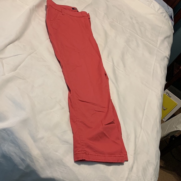 Women’s size ten Nantucket red Chaps ankle pants - Picture 3 of 8